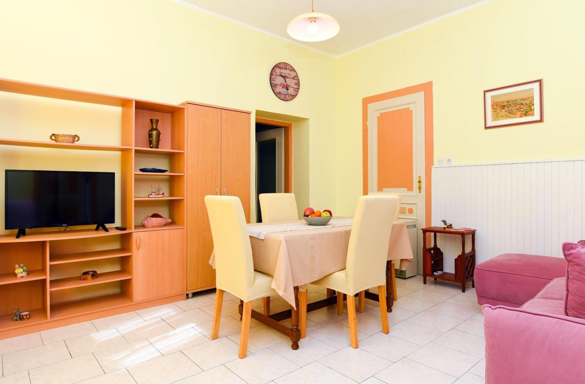 Apartmani Zupanic Koromacno Exterior photo